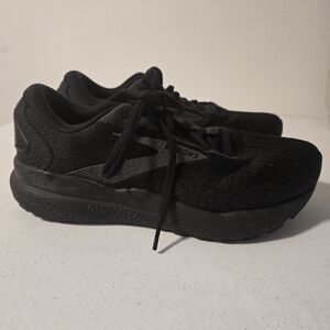 Brooks Women’s Black Ghost Athletic Shoes